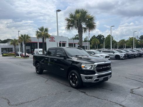 Used 2020 RAM 1500 Big Horn AWD/4WD image 2