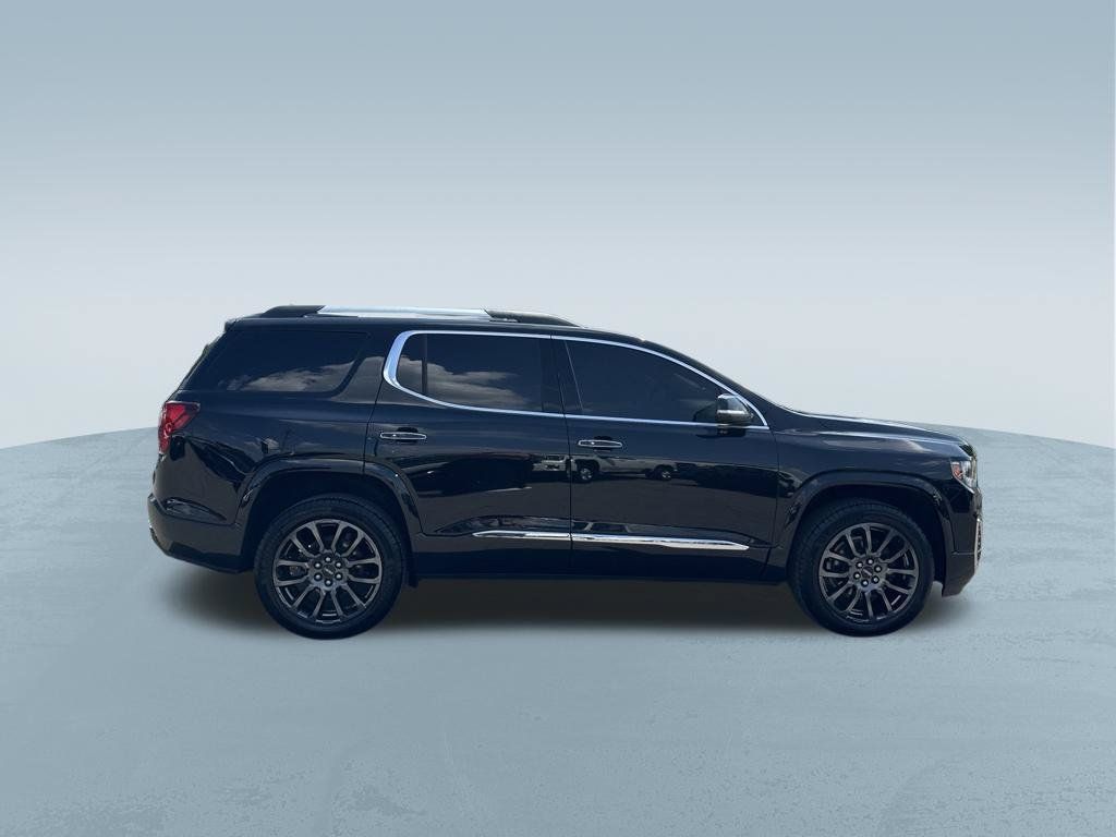 Used 2023 GMC Acadia Denali w/ Black Diamond Edition FWD image 9