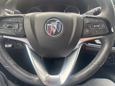 Used 2022 Buick Enclave Avenir w/ Avenir Technology Package image 19