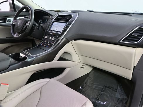 Used 2019 Lincoln Nautilus Reserve w/ Ultimate Package AWD/4WD image 15