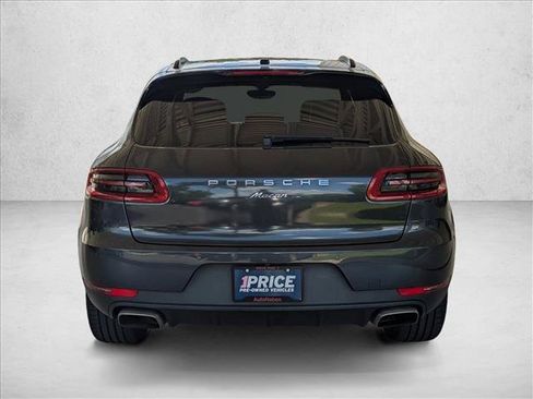 Used 2017 Porsche Macan AWD/4WD image 7