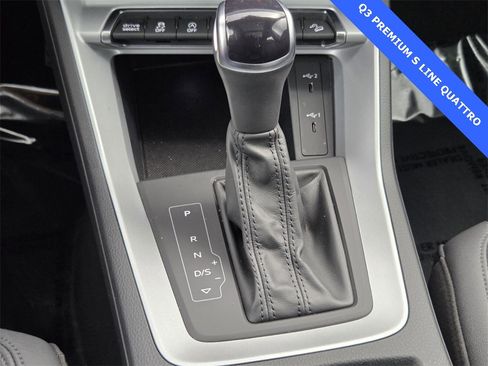 Used 2022 Audi Q3 2.0T Premium w/ Convenience Package image 34