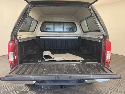 Used 2014 Nissan Frontier SV w/ SV Value Truck Package image 28