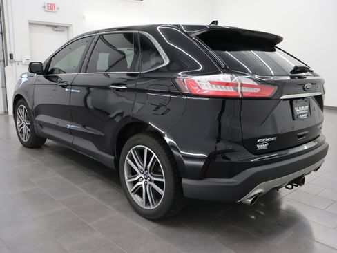 Used 2020 Ford Edge Titanium w/ Class II Trailer Tow Package AWD/4WD image 6
