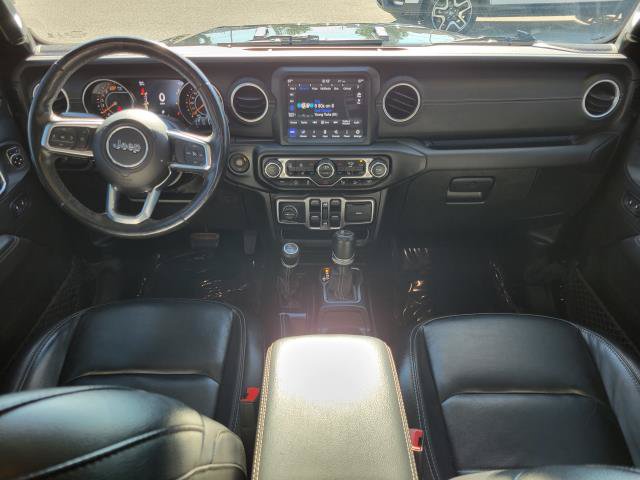 Used 2020 Jeep Wrangler Unlimited Sahara w/ Dual Top Group AWD/4WD image 11