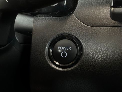Used 2025 Toyota Camry LE FWD image 29