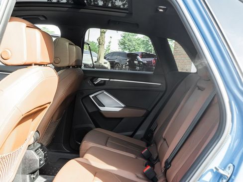 Used 2022 Audi Q3 2.0T Premium AWD/4WD image 24