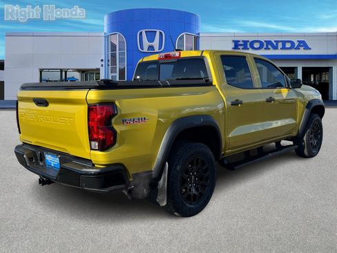 Used 2023 Chevrolet Colorado Trail Boss w/ Technology Package image 7