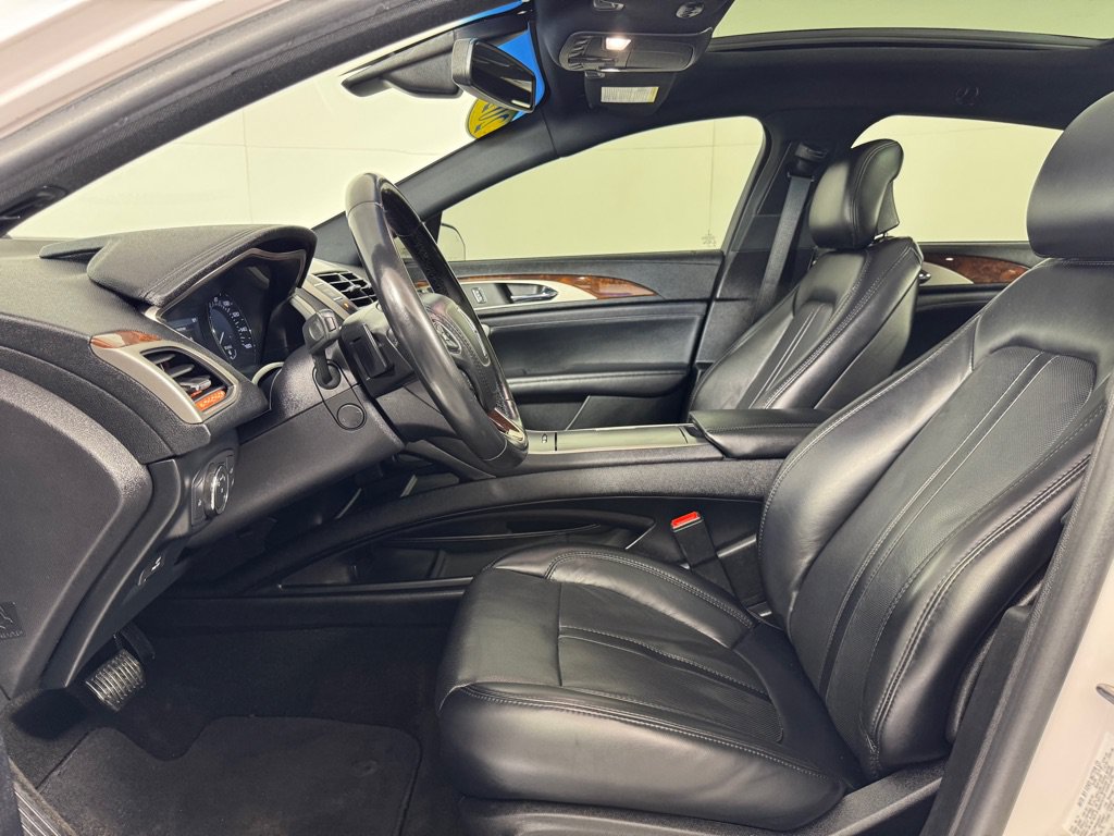Used 2019 Lincoln MKZ Reserve w/ Luxury Package AWD/4WD image 12