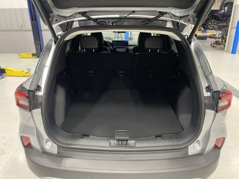 Used 2024 Ford Escape SE FWD image 33