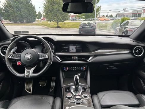 Used 2022 Alfa Romeo Stelvio Quadrifoglio w/ Active Assist Plus Package AWD/4WD image 35