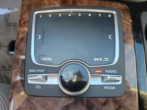 Used 2018 Audi Q7 3.0T Premium Plus image 21