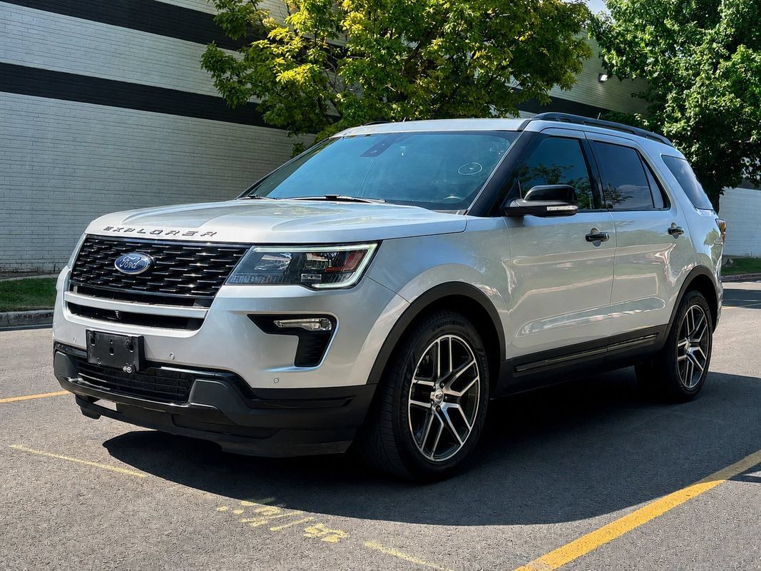 Used 2018 Ford Explorer Sport w/ Equipment Group 401A AWD/4WD image 1