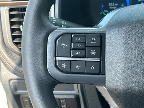 Certified 2025 Ford F150 Lightning Lariat AWD/4WD image 27