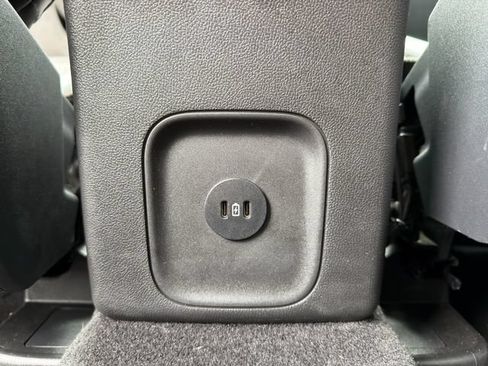 Used 2024 Ford Escape ST-Line w/ Tech Pack #1 FWD image 16
