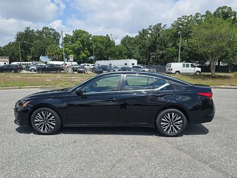 Used 2026 Nissan Altima 2.5 SV FWD image 7