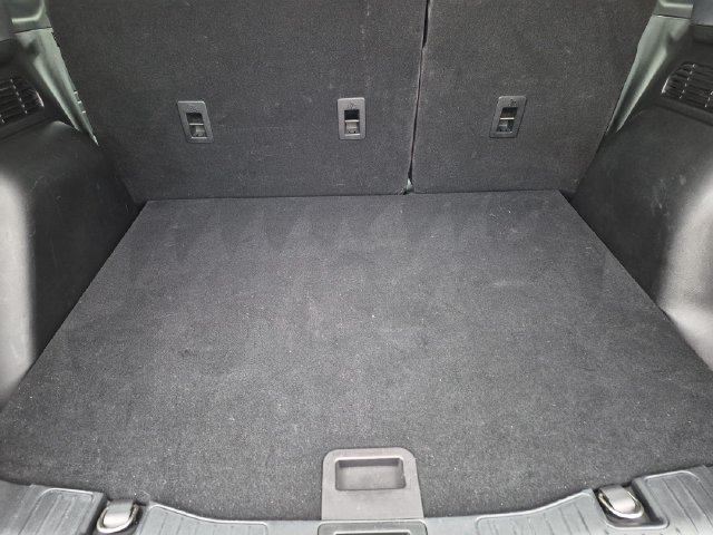 Used 2021 Ford Escape Titanium w/ Titanium Elite Package AWD/4WD image 16
