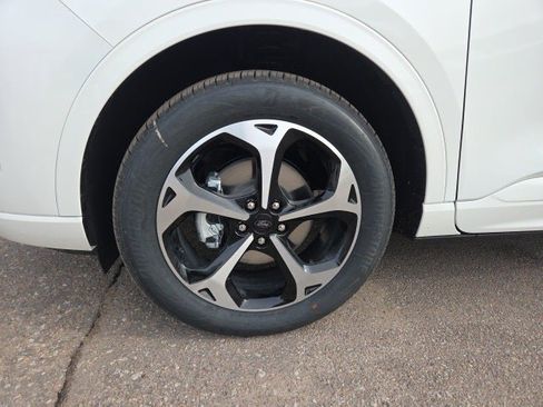 New 2025 Ford Escape ST-Line Elite w/ Premium Technology Package image 9