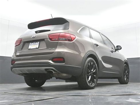 Used 2020 Kia Sorento EX image 46