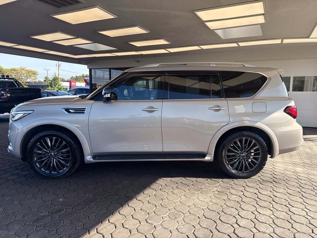 Used 2022 INFINITI QX80 Luxe AWD/4WD image 9