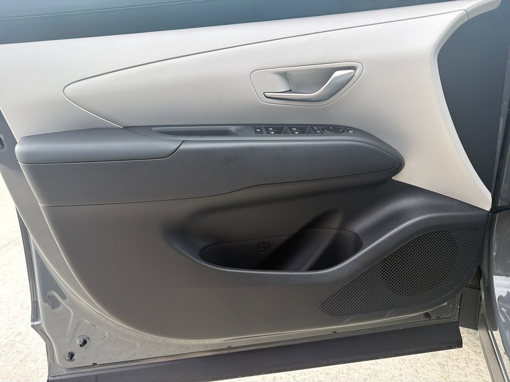 New 2026 Hyundai Tucson SE FWD image 17