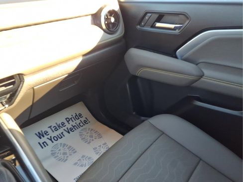 Used 2024 Chevrolet Colorado ZR2 w/ ZR2 Convenience Package III image 21