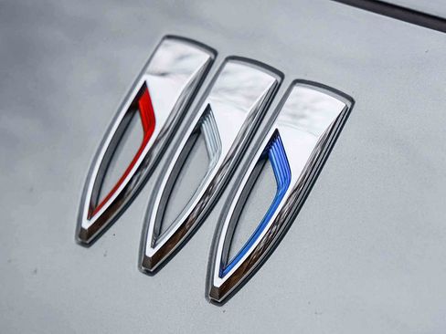 Used 2024 Buick Envista Sport Touring w/ Convenience I Package image 30