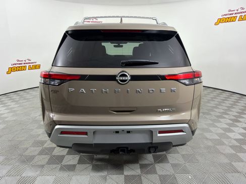 Certified 2024 Nissan Pathfinder Platinum FWD image 4