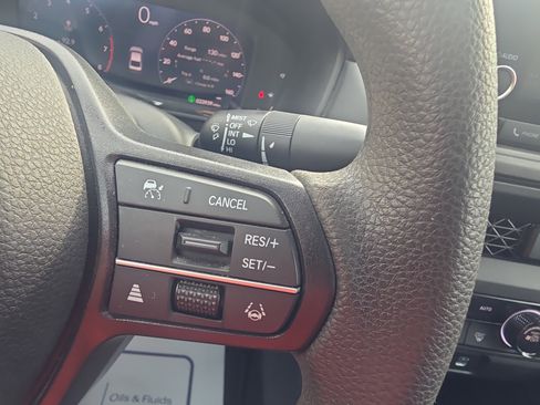 Used 2023 Honda Accord LX image 25