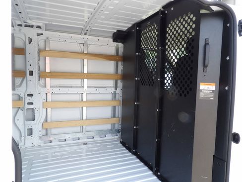 Used 2025 RAM ProMaster 2500 w/ U-Haul Equipment Group FWD image 27