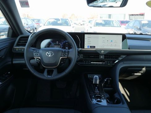 Used 2026 Toyota Crown XLE image 20