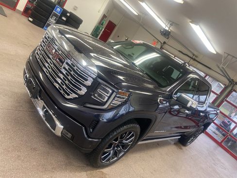 Used 2022 GMC Sierra 1500 Denali image 8