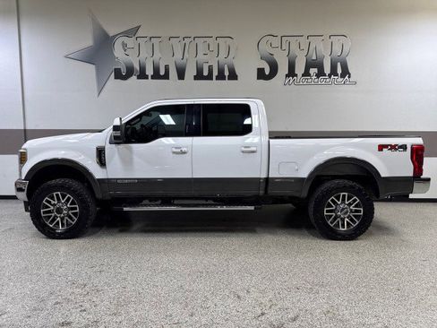 Used 2018 Ford F250 Lariat w/ Lariat Ultimate Package image 5