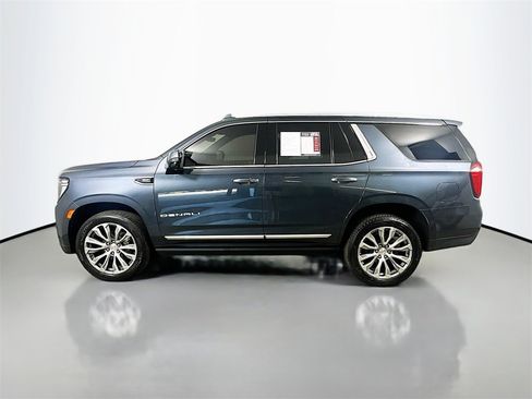 Used 2021 GMC Yukon Denali w/ Denali Premium Package image 5