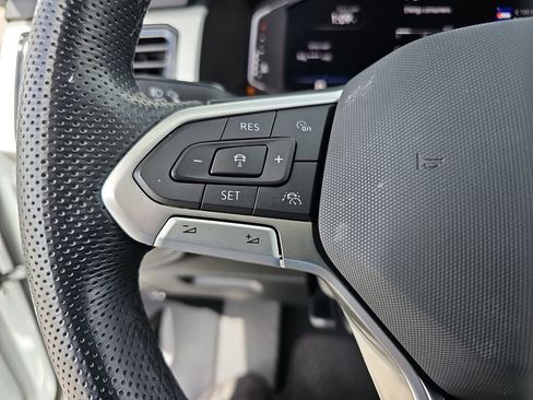 Used 2023 Volkswagen Atlas SEL R-Line AWD/4WD image 11