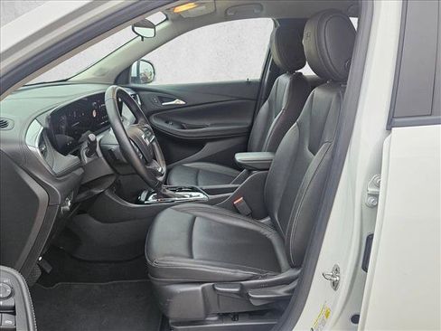 Used 2024 Buick Encore GX Sport Touring image 15