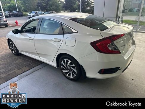 Used 2016 Honda Civic EX image 10