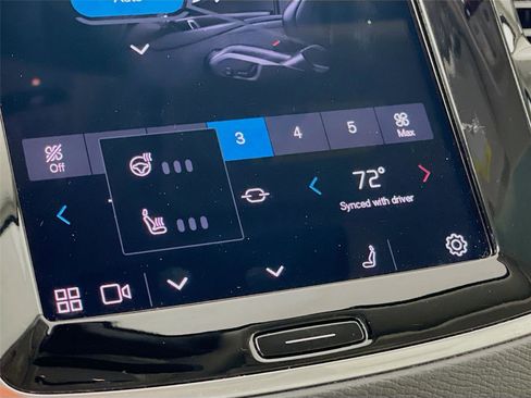 Used 2023 Volvo XC90 B6 Plus w/ Protection Package image 26