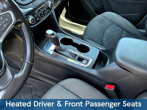 Used 2021 Chevrolet Equinox LT FWD image 21