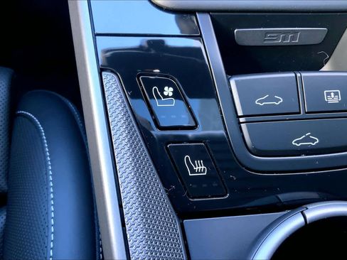 Used 2024 Porsche 911 Carrera S image 37