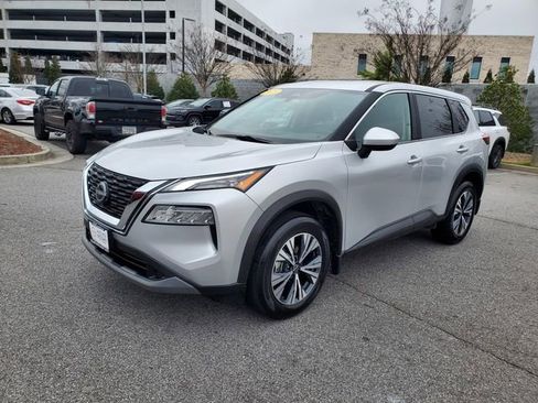 Certified 2023 Nissan Rogue SV image 8