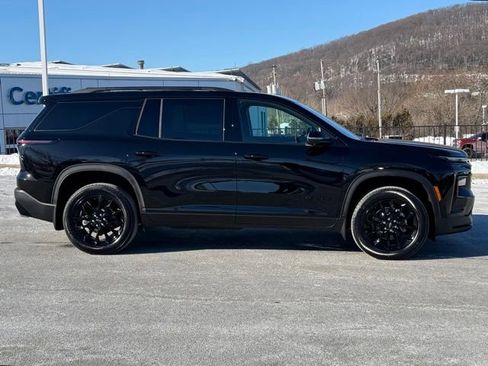 New 2026 Chevrolet Traverse LT w/ Midnight/Sport Edition image 15