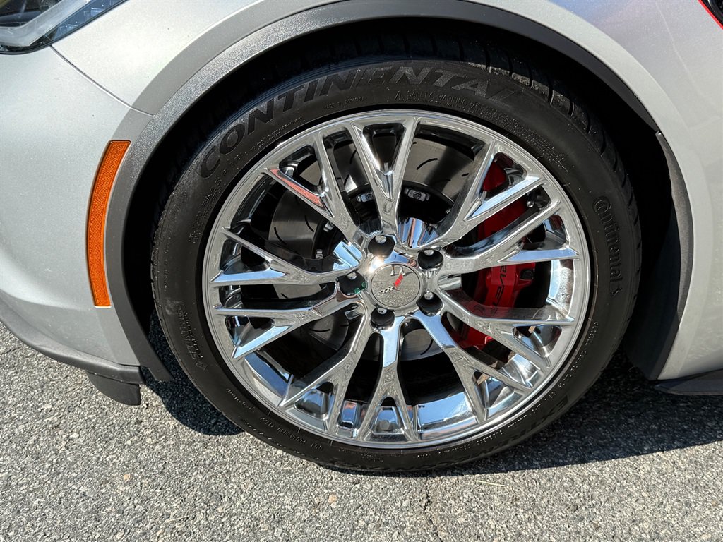 Used 2016 Chevrolet Corvette Z06 w/ 2LZ Preferred Equipment Group RWD image 22