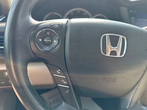 Used 2015 Honda Accord EX-L image 31