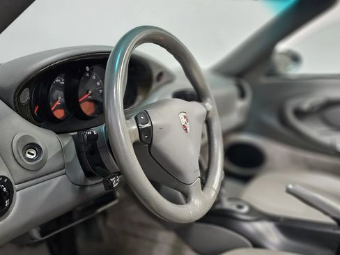 Used 2001 Porsche 911 Cabriolet image 11