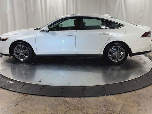 Certified 2024 Honda Accord EX image 8