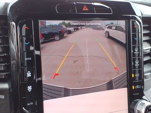 Used 2026 RAM 2500 Big Horn AWD/4WD image 30