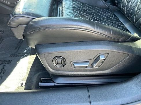 Used 2020 Audi S6 Premium Plus w/ S Sport Package AWD/4WD image 23