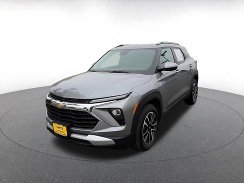 Used 2025 Chevrolet TrailBlazer LT FWD image 7
