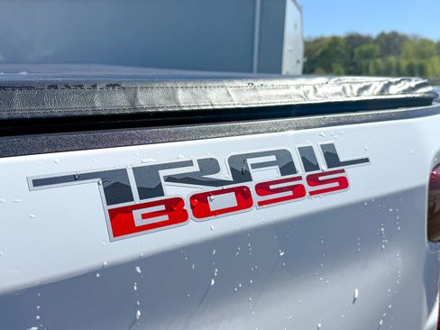 Certified 2021 Chevrolet Silverado 1500 LT Trail Boss w/ Bed Protection Package AWD/4WD image 13